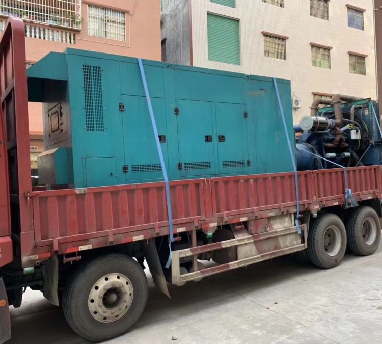 宾川如何在不同负载率下确保 400KW 柴油发电机组的正常运行？